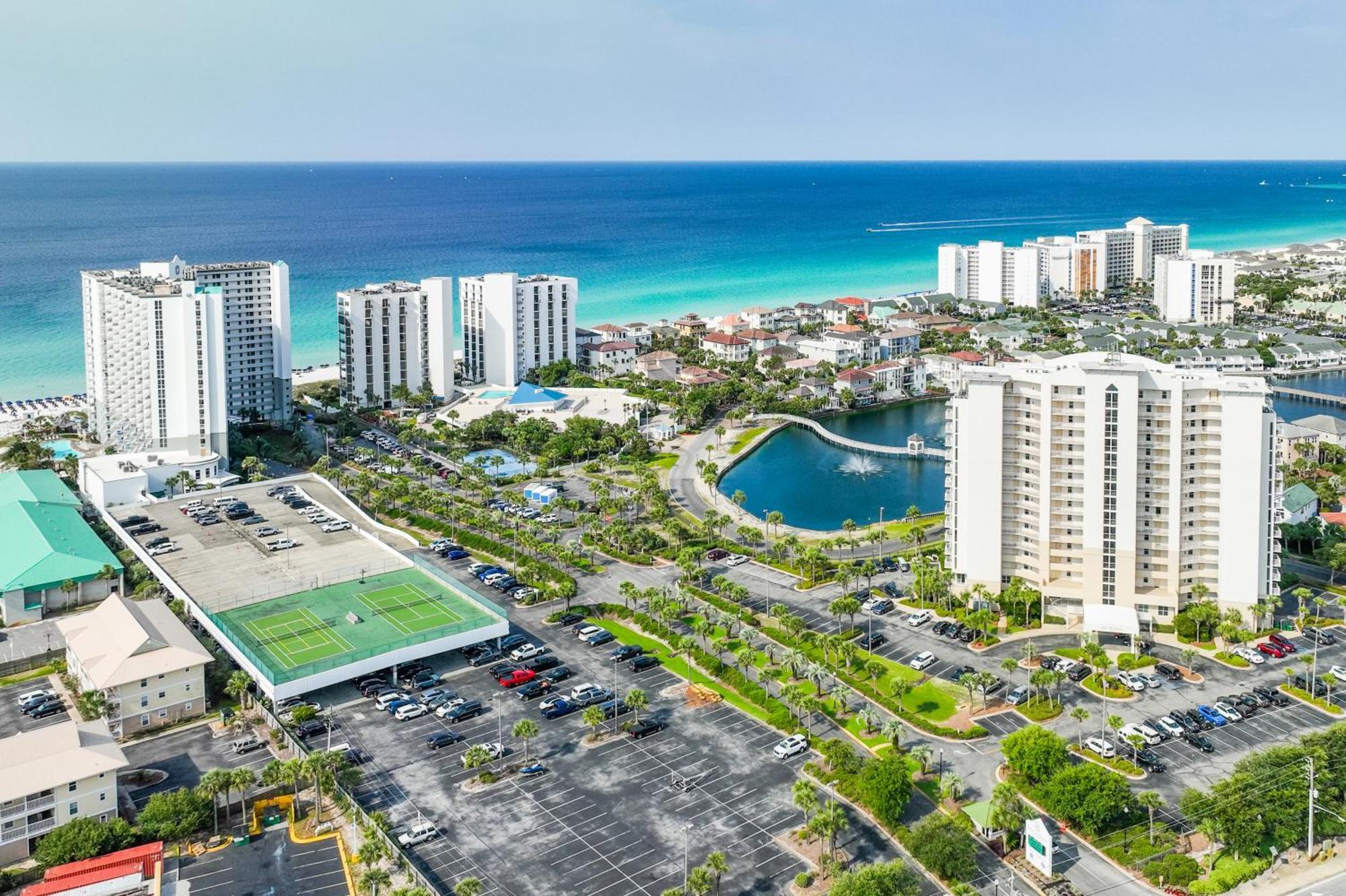 Pelican Beach Resort III Destin Oda fotoğraf