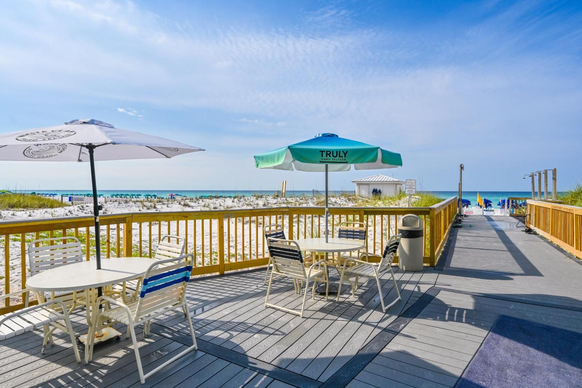 Pelican Beach Resort III Destin Oda fotoğraf